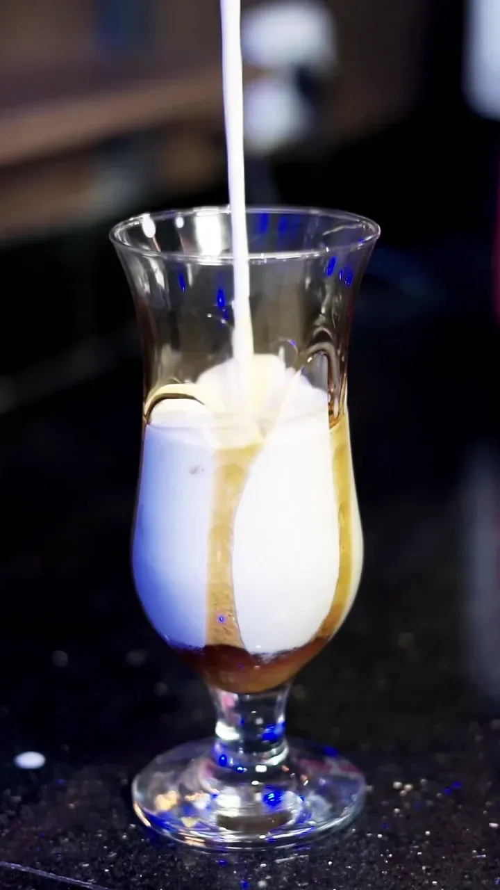 Boisson fraîche colorée